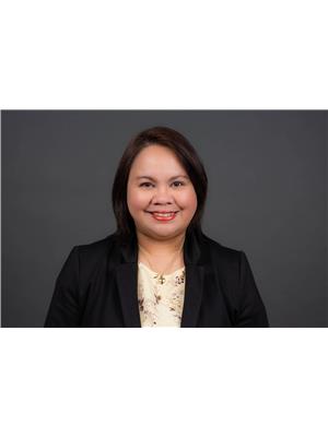 JONA DAYMIEL IMAGE