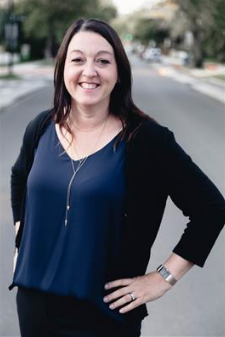 LORI  HAYNE
